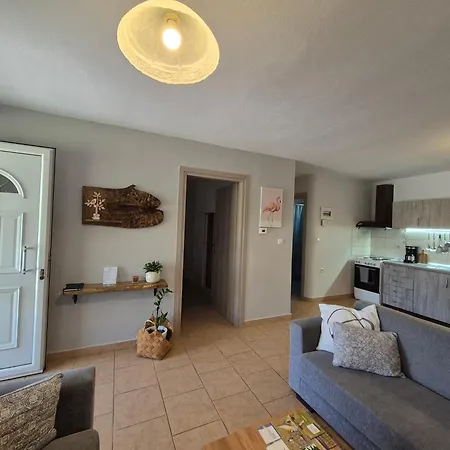 Kerkini Houses شقة بحيرة كيركيني