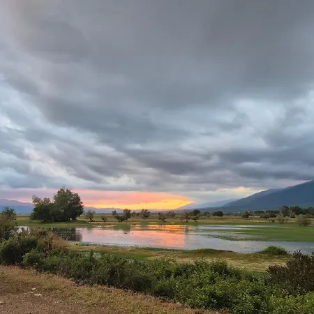 Kerkini Houses شقة